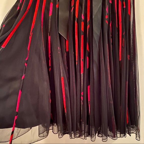 JS Collections Evening/Party Dress - Picture 8 of 9